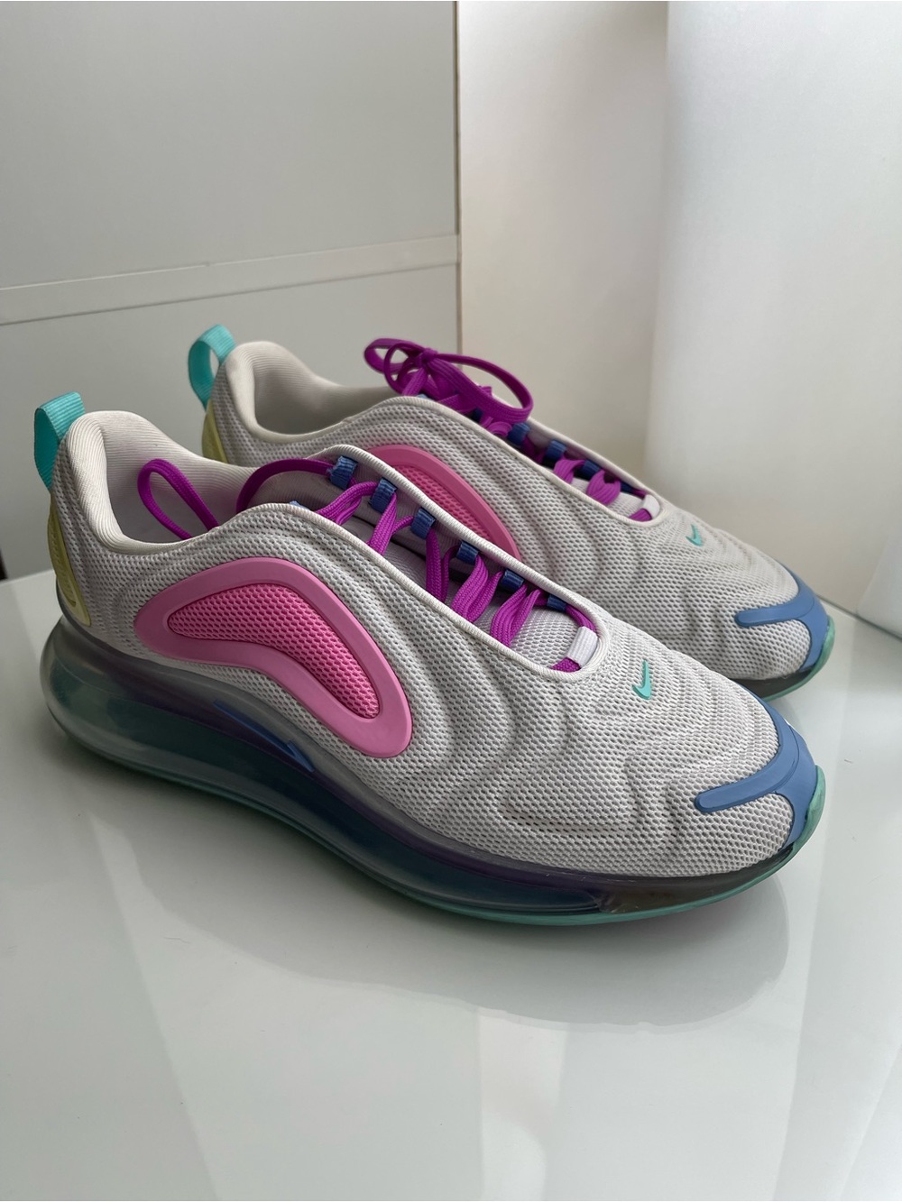 Nike Air Max 720 Sneakers with Pastel Pink, yellow and Teal Accents